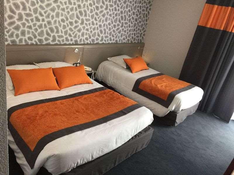 Brit Hotel Golfhotel Saint Samson Pleumeur-Bodou Room photo