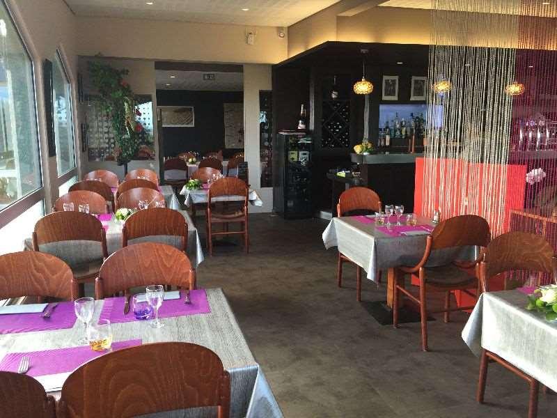 Brit Hotel Golfhotel Saint Samson Pleumeur-Bodou Restaurant photo